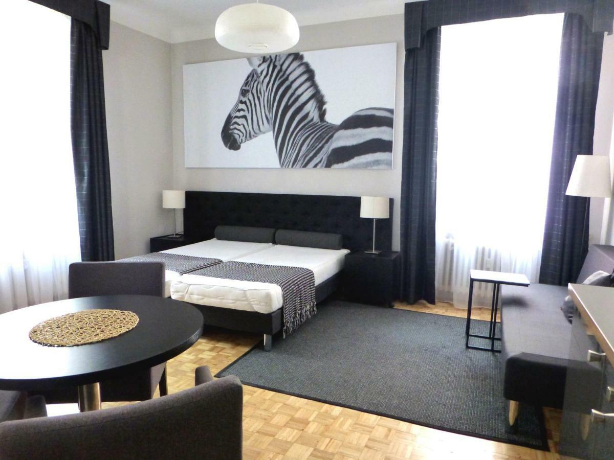 7 Rooms Mtp Poznań Buitenkant foto